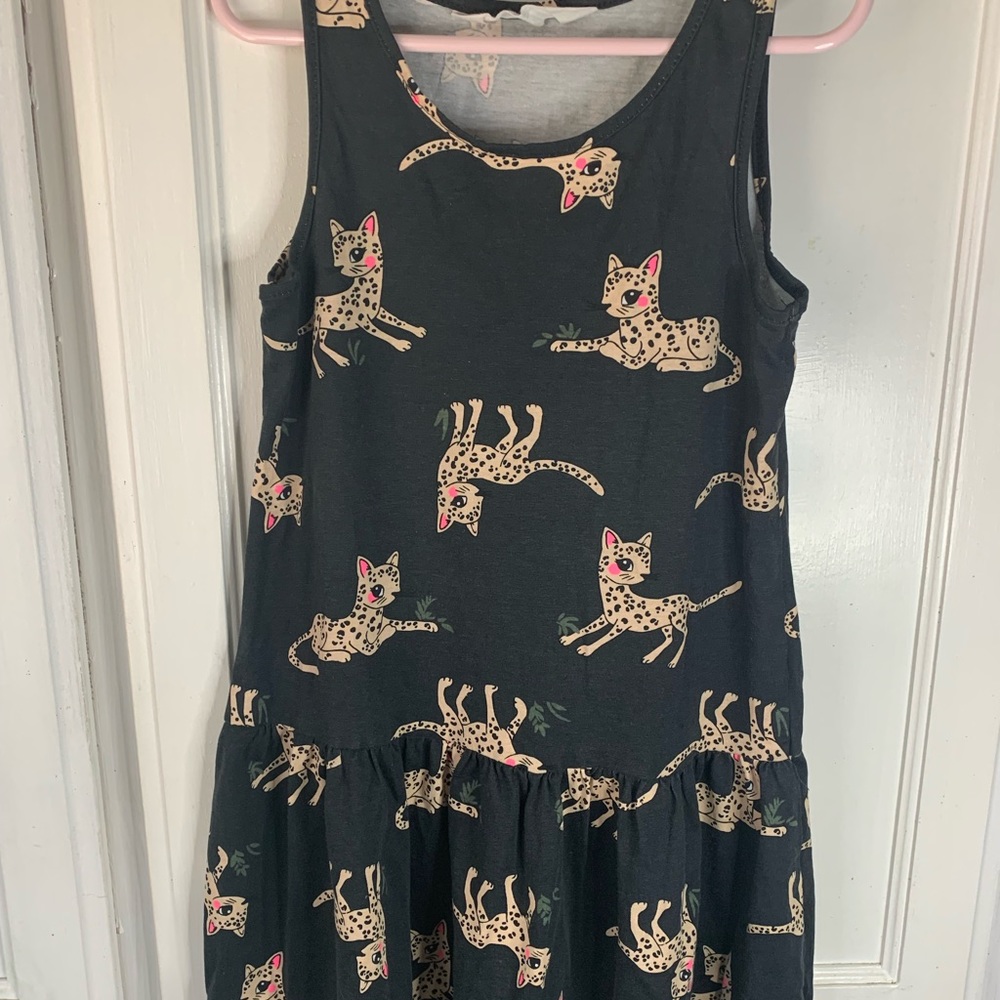 H&M kids dress. Size 6 cat pattern.